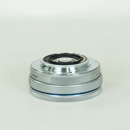 OLYMPUS M.ZUIKO DIGITAL ED 14-42mm F3.5-5.6 EZ シルバー