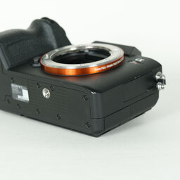 SONY α7R III(ILCE-7RM3) SONY α7R III(ILCE-7RM3)