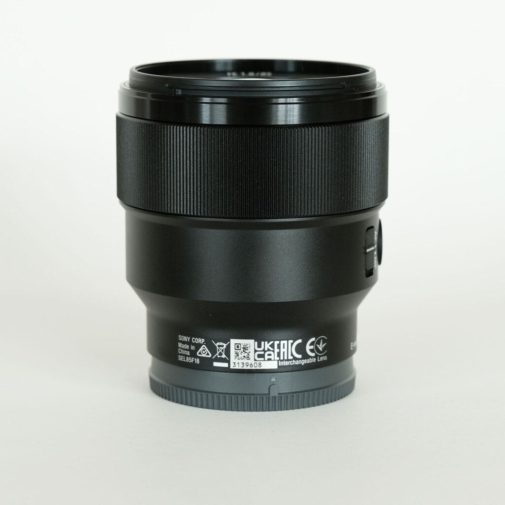 SONY FE 85mm F1.8 SEL85F18
