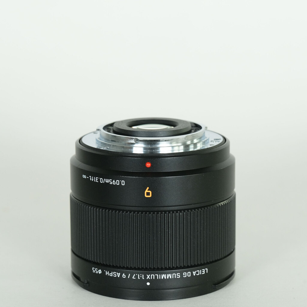 Panasonic LEICA DG SUMMILUX 9mm / F1.7 ASPH.