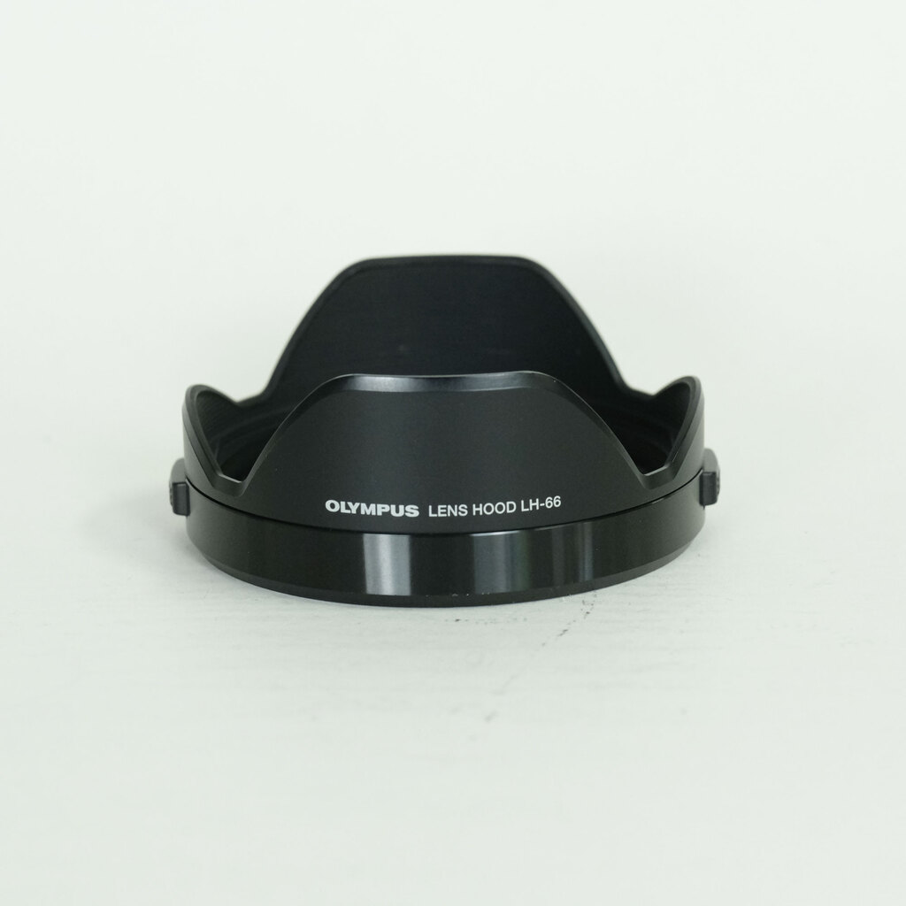 OLYMPUS M.ZUIKO DIGITAL ED 12-40mm F2.8 PRO OLYMPUS M.ZUIKO DIGITAL ED 12-40mm F2.8 PRO