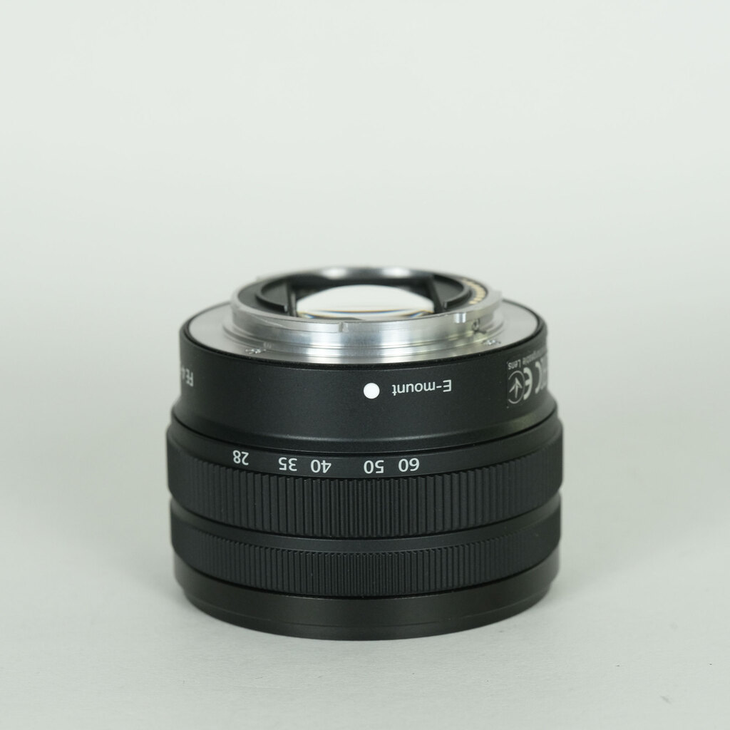 SONY FE 28-60mm F4-5.6 SEL2860