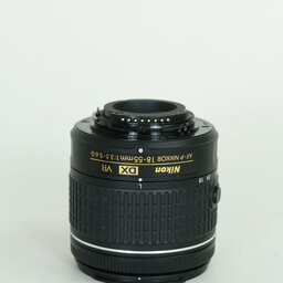 Nikon AF-P DX NIKKOR 18-55mm F3.5-5.6G VR Nikon AF-P DX NIKKOR 18-55mm F3.5-5.6G VR