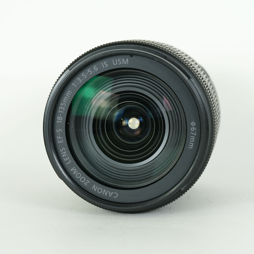 Canon EF-S18-135mm F3.5-5.6 IS USM