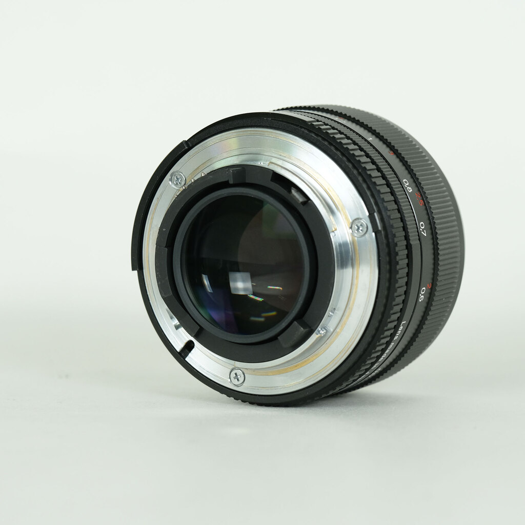 Carl Zeiss Planar T* 50mm F1.4 ZF.2 [ニコンF用]