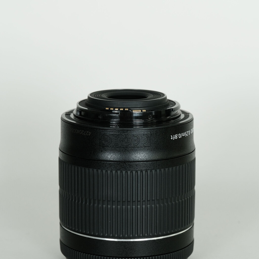 Canon EF-S18-55mm F3.5-5.6 IS STM
