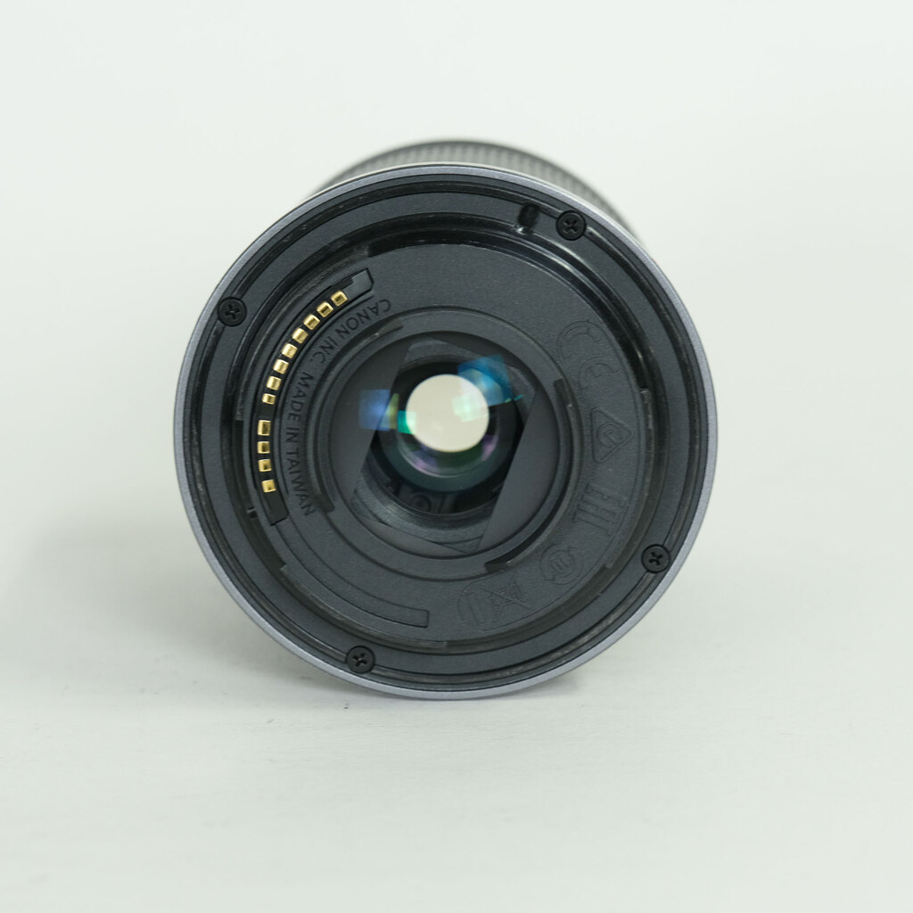 Canon RF-S18-150mm F3.5-6.3 IS STM