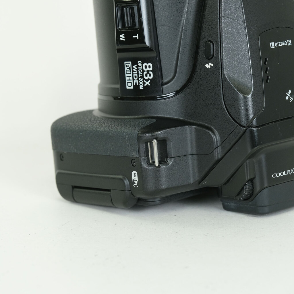Nikon COOLPIX P900
