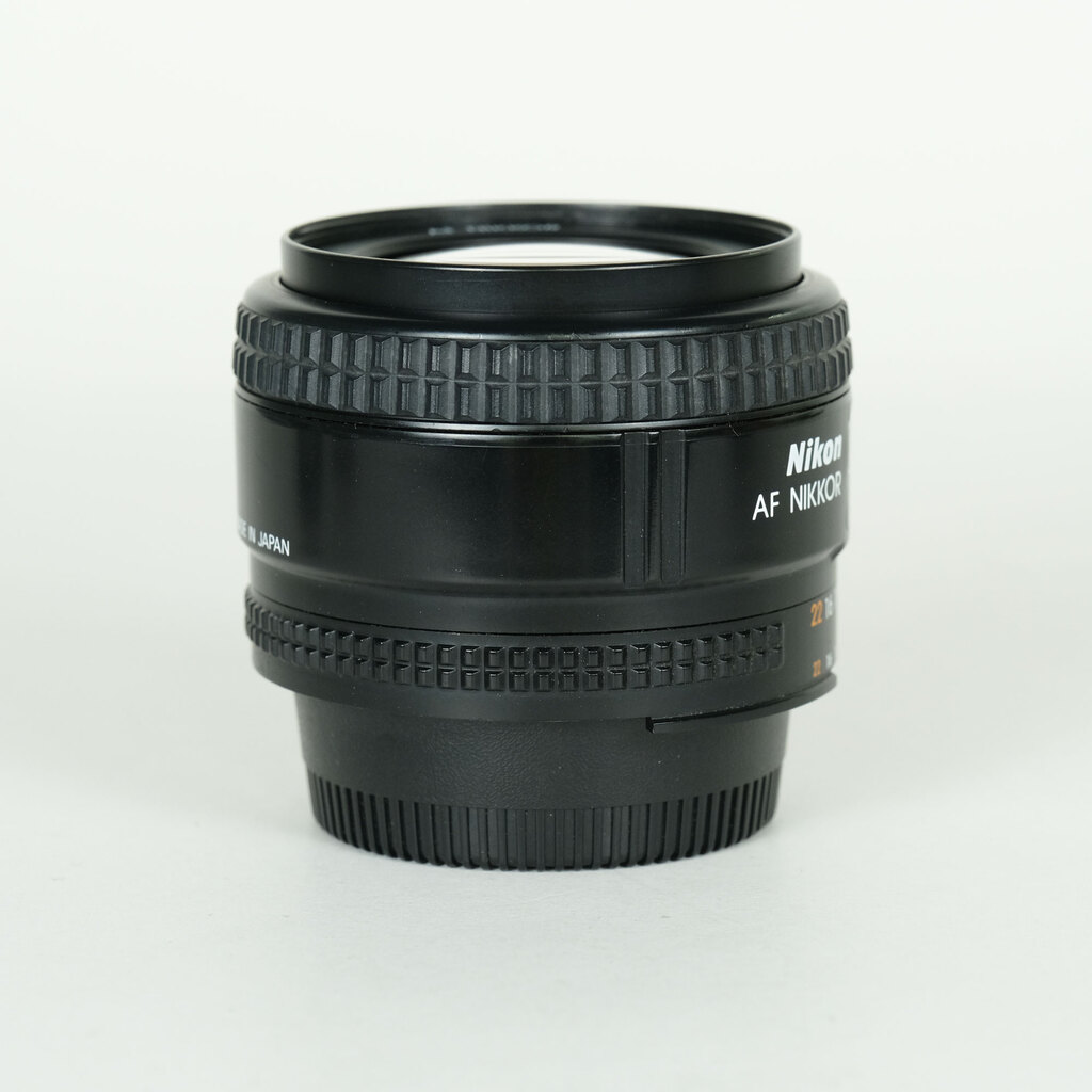 Nikon Ai AF Nikkor 24mm F2.8D