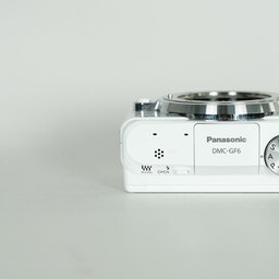 Panasonic LUMIX DMC-GF6-W ボディ ホワイト