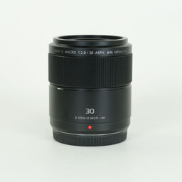 Panasonic LUMIX G MACRO 30mm F2.8 ASPH. MEGA O.I.S.