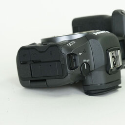 Canon EOS R5 Canon EOS R5