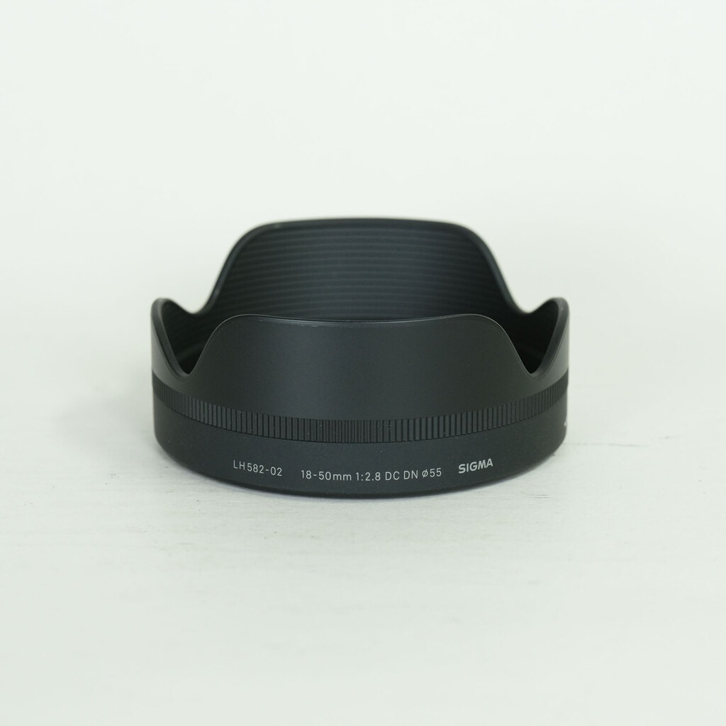 SIGMA 18-50mm F2.8 DC DN｜Contemporary [フジフイルムX用]