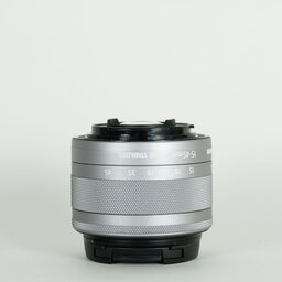 Canon EF-M15-45mm F3.5-6.3 IS STM