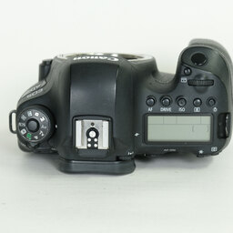 Canon EOS 6D Mark II