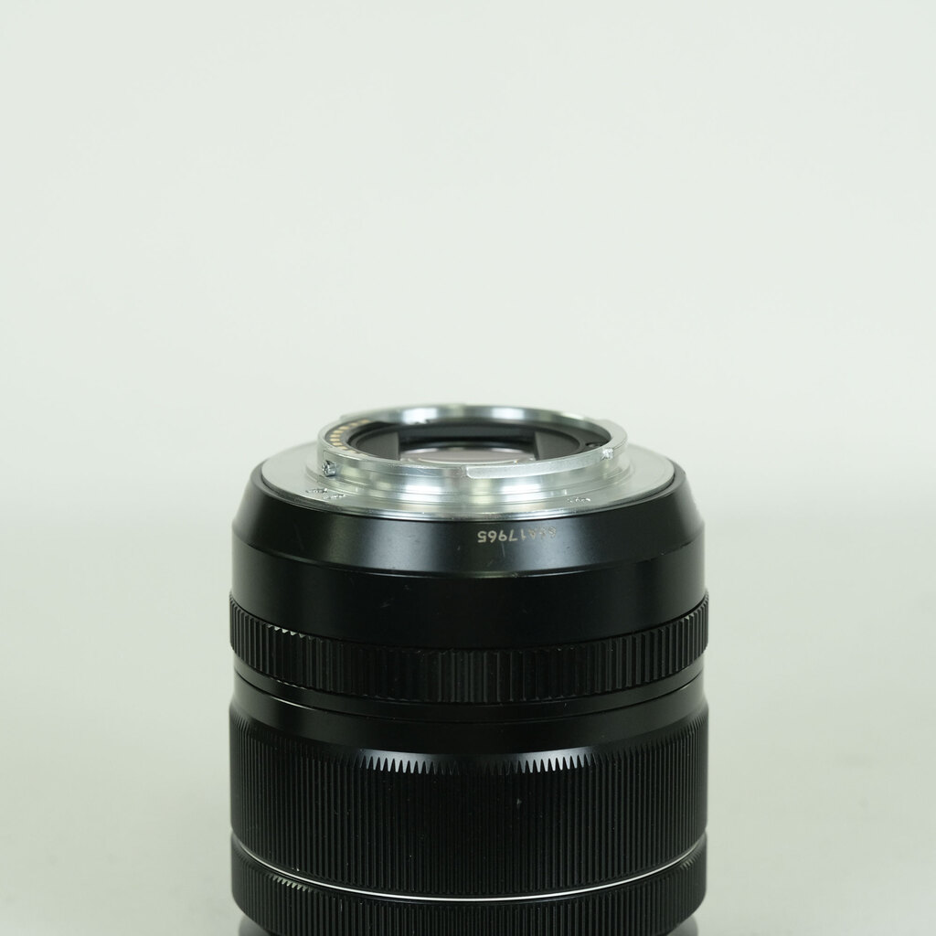 FUJIFILM XF18-55mmF2.8-4 R LM OIS FUJIFILM XF18-55mmF2.8-4 R LM OIS