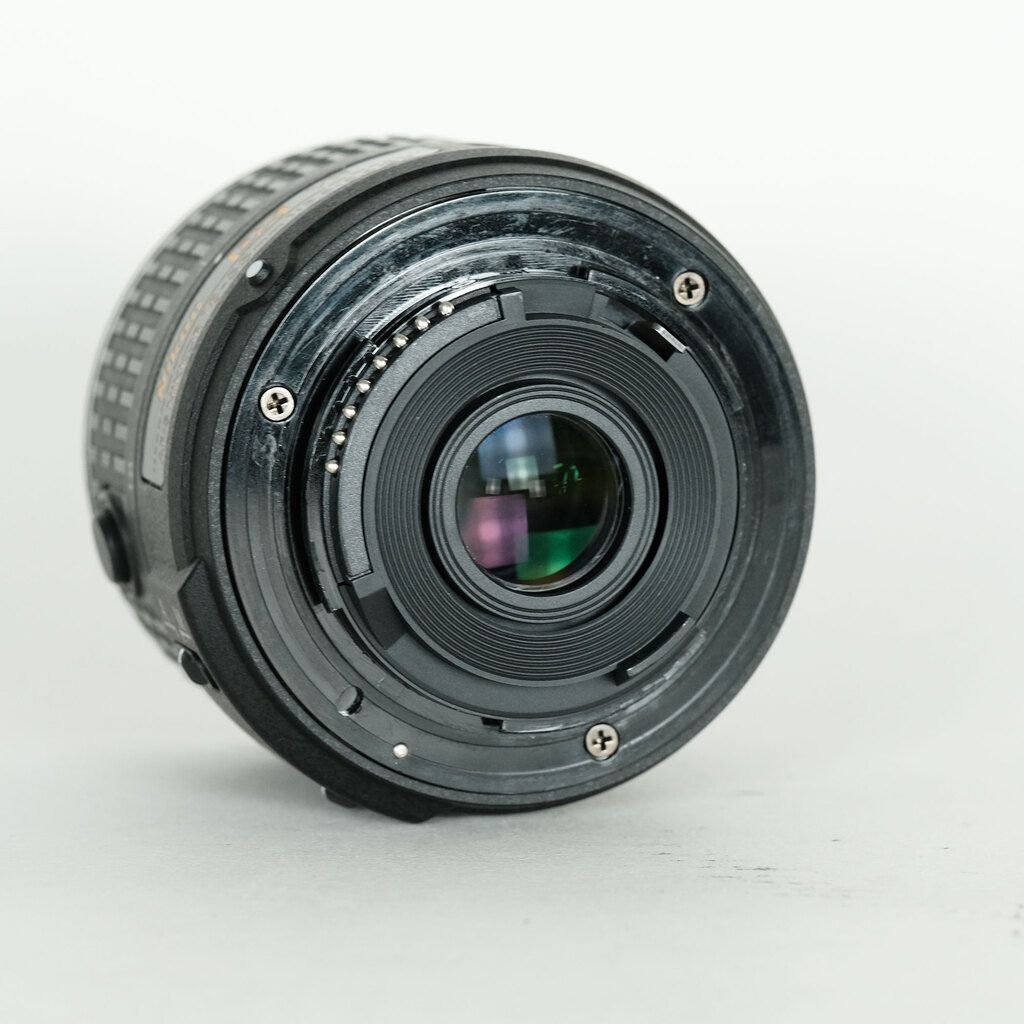 Nikon AF-S DX NIKKOR 18-55mm f3.5-5.6G VR II