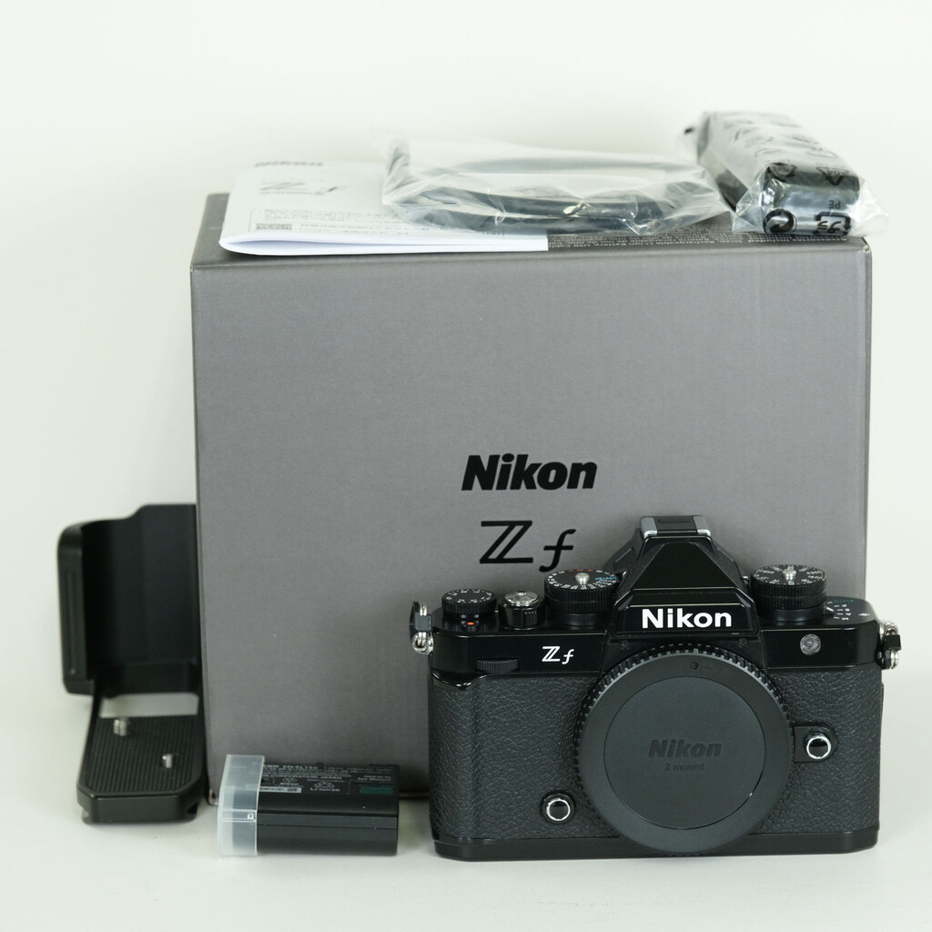 Nikon Z f