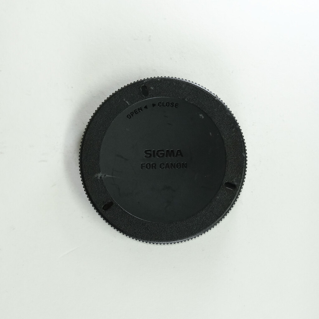 SIGMA 15mm F2.8EX DG DIAGONAL FISHEYE (キヤノンEF用) SIGMA 15mm F2.8EX DG DIAGONAL FISHEYE (キヤノンEF用)