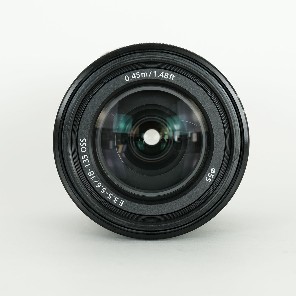 SONY E 18-135mm F3.5-5.6 OSS SEL18135
