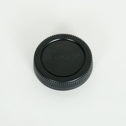 Panasonic LEICA DG MACRO-ELMARIT 45mm F2.8 ASPH. MEGA O.I.S.