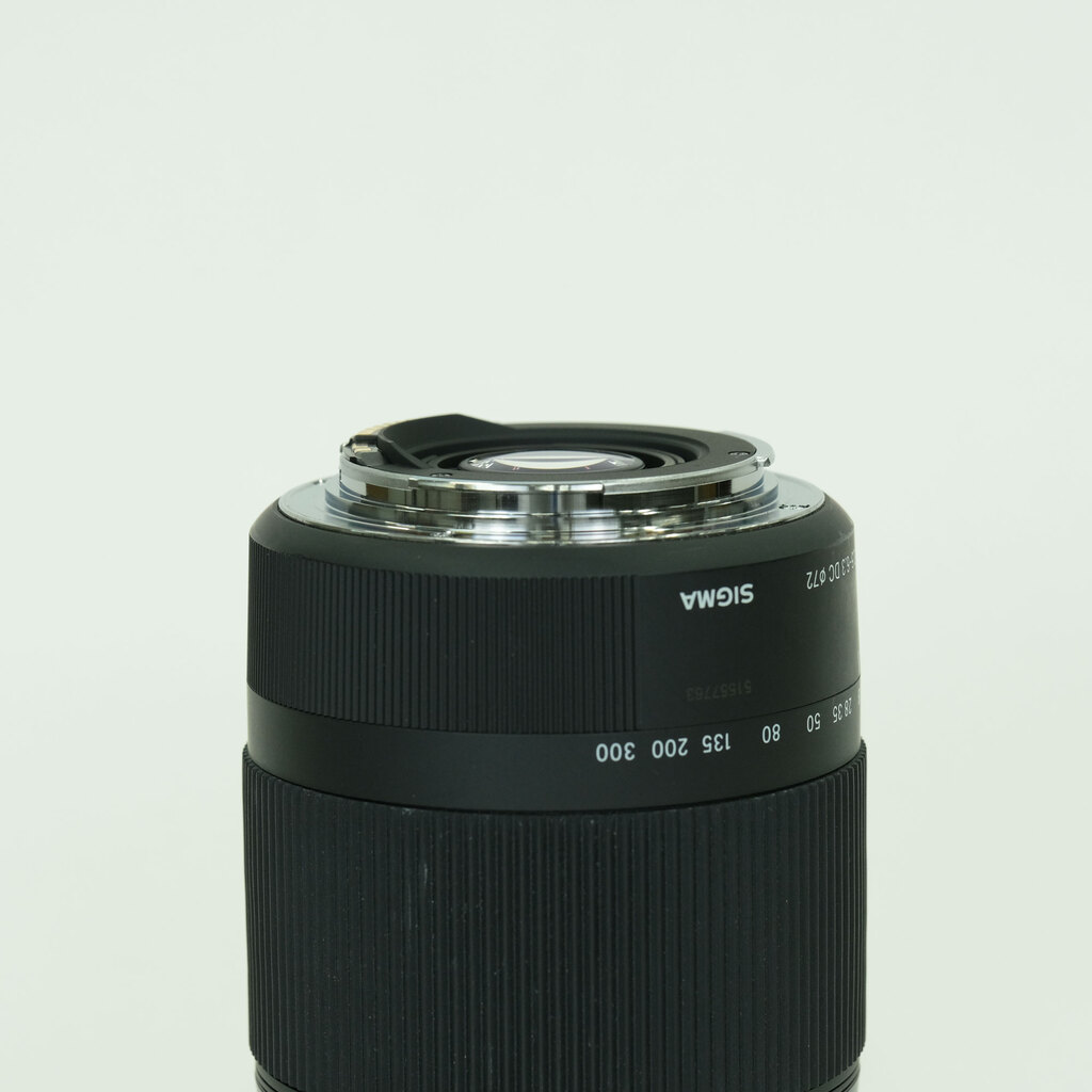 SIGMA 18-300mm F3.5-6.3 DC MACRO OS HSM｜Contemporary [キヤノンEF用]