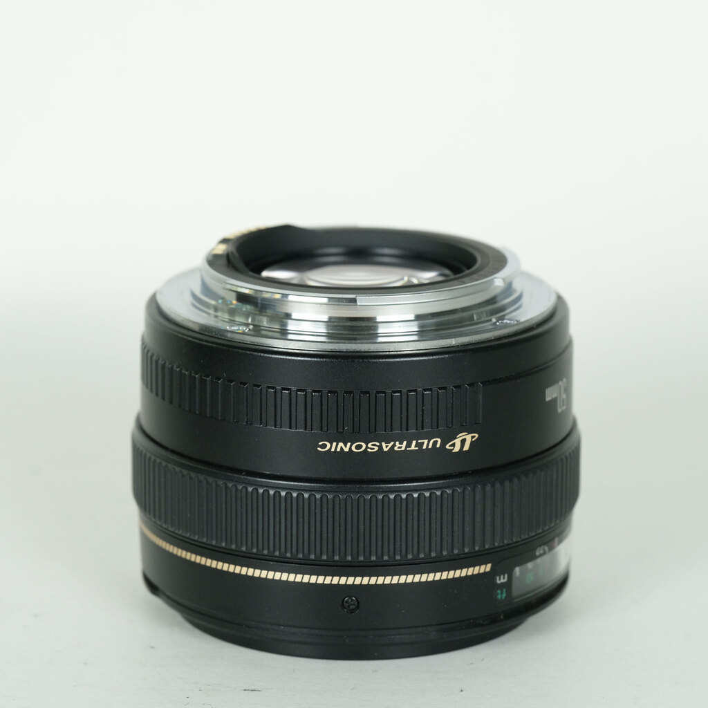 Canon EF50mm F1.4 USMの出品 | ONE SCENE（ワンシーン）