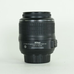 Nikon AF-S DX NIKKOR 18-55mm F3.5-5.6 G VR Nikon AF-S DX NIKKOR 18-55mm F3.5-5.6 G VR