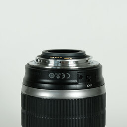 Canon EF-S18-200mm F3.5-5.6 IS