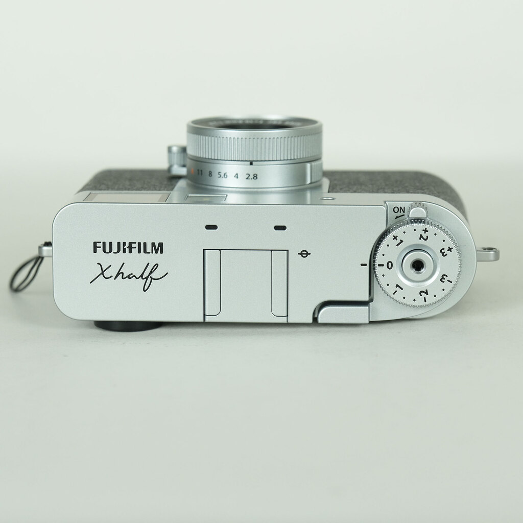 FUJIFILM X half X-HF1の出品 | ONE SCENE（ワンシーン）