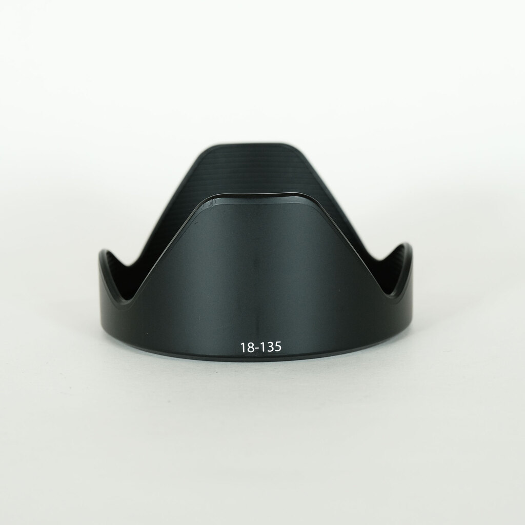 FUJIFILM XF18-135mmF3.5-5.6 R LM OIS WRの出品 | ONE SCENE（ワン