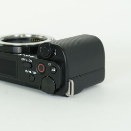 SONY VLOGCAM ZV-E10