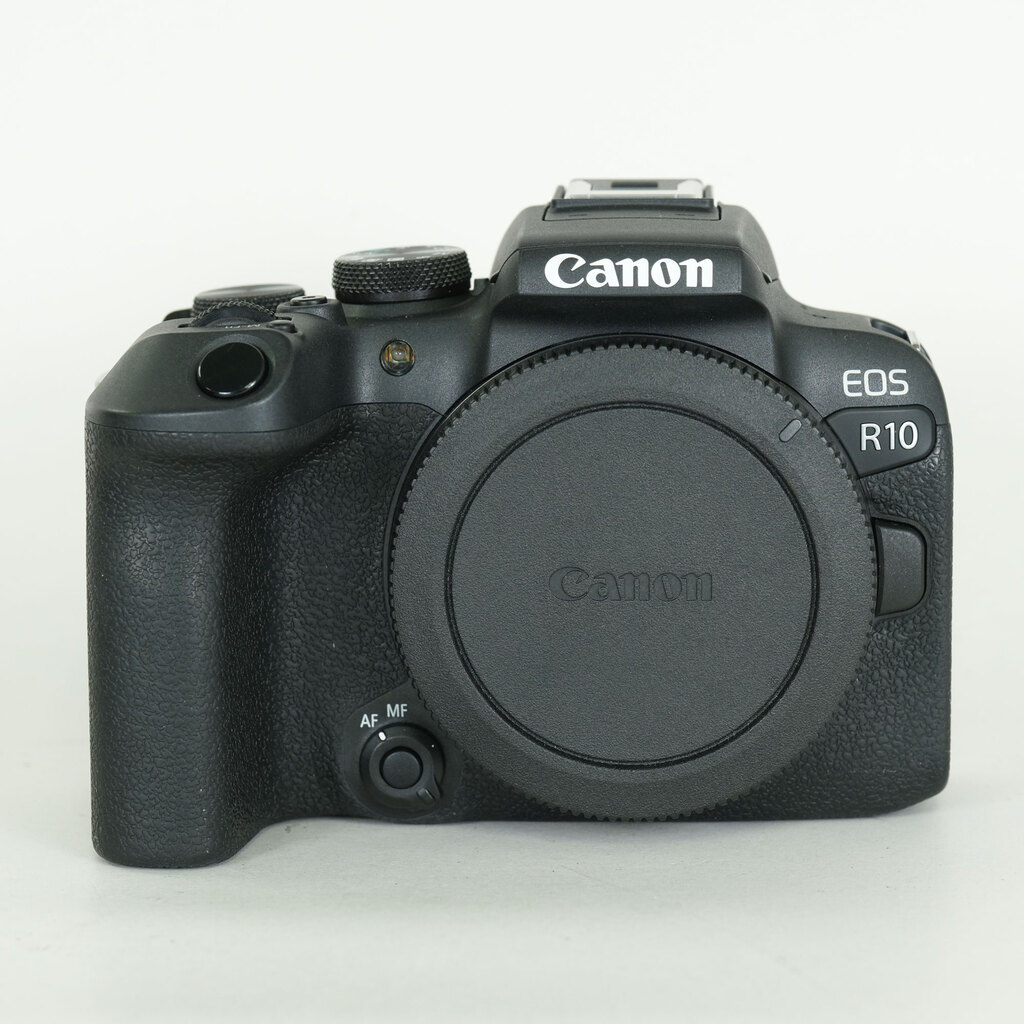Canon EOS R10