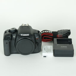 Canon EOS Kiss X6i　ボディ