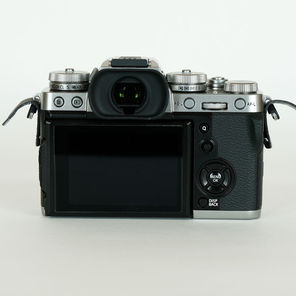 FUJIFILM X-T3 FUJIFILM X-T3