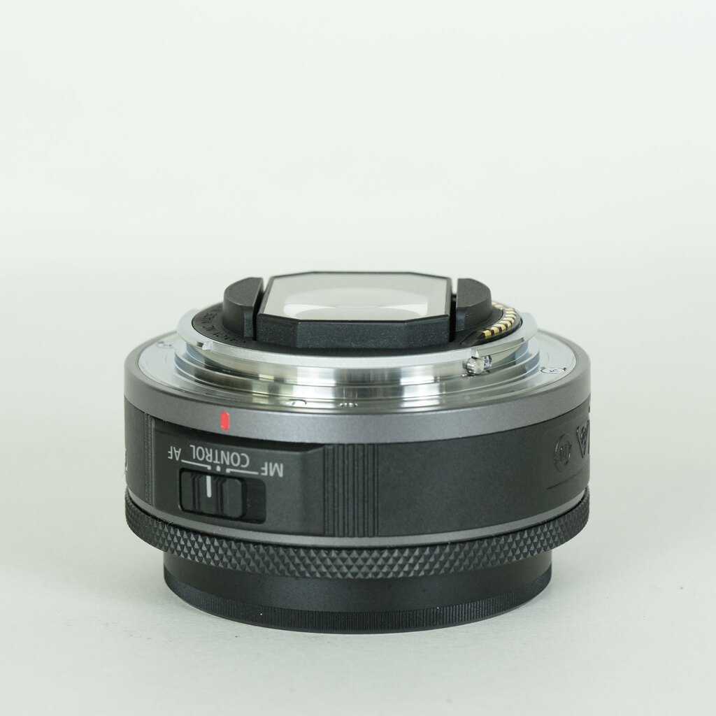 Canon RF28mm F2.8 STM