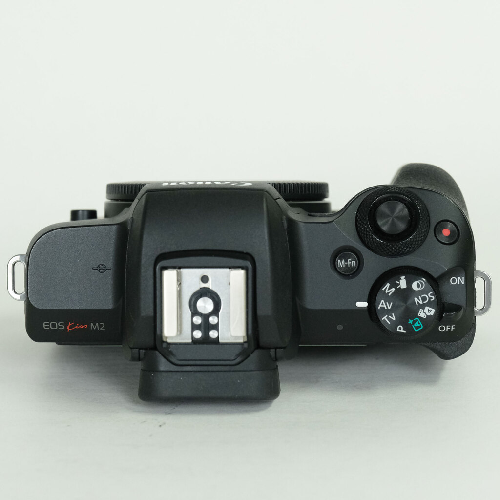 Canon EOS Kiss M2