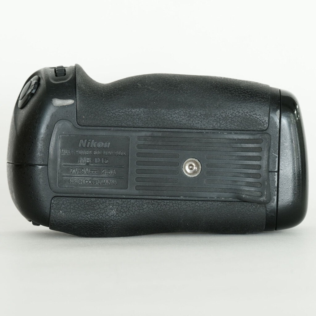 Nikon D7200 バッテリーパックキット