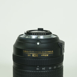 Nikon AF-S DX NIKKOR 18-140mm F3.5-5.6G ED VR