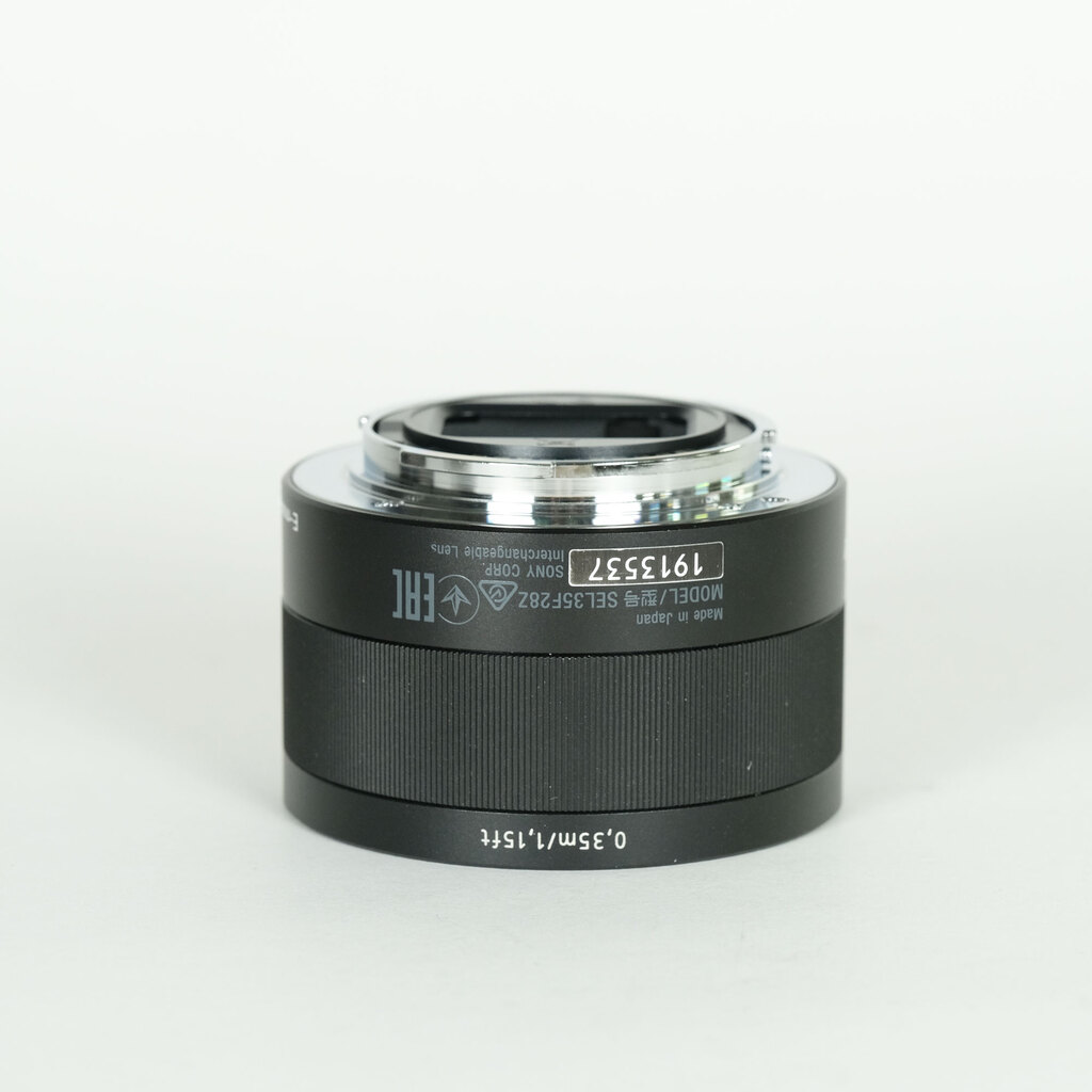 SONY Sonnar T* FE 35mm F2.8 ZA SEL35F28Z SONY Sonnar T* FE 35mm F2.8 ZA SEL35F28Z