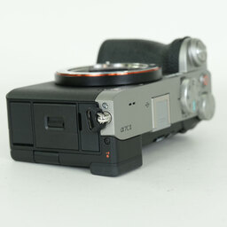 SONY α7C II(ILCE-7CM2) SONY α7C II(ILCE-7CM2)