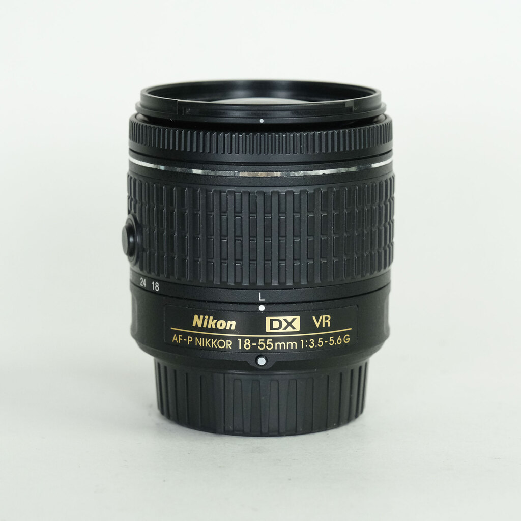 Nikon AF-P DX NIKKOR 18-55mm F3.5-5.6G VR Nikon AF-P DX NIKKOR 18-55mm F3.5-5.6G VR