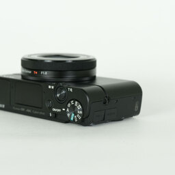 SONY Cyber-shot DSC-RX100M4