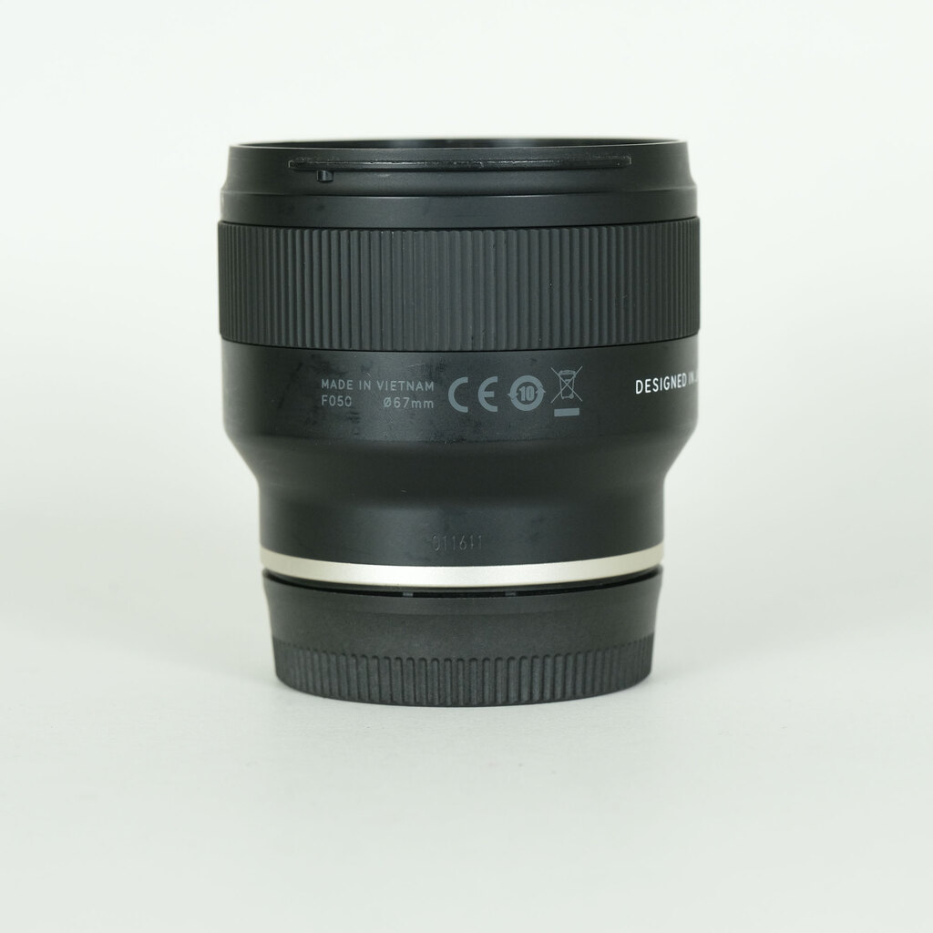 TAMRON 20mm F/2.8 Di III OSD M1:2 (Model F050) [ソニーE用]