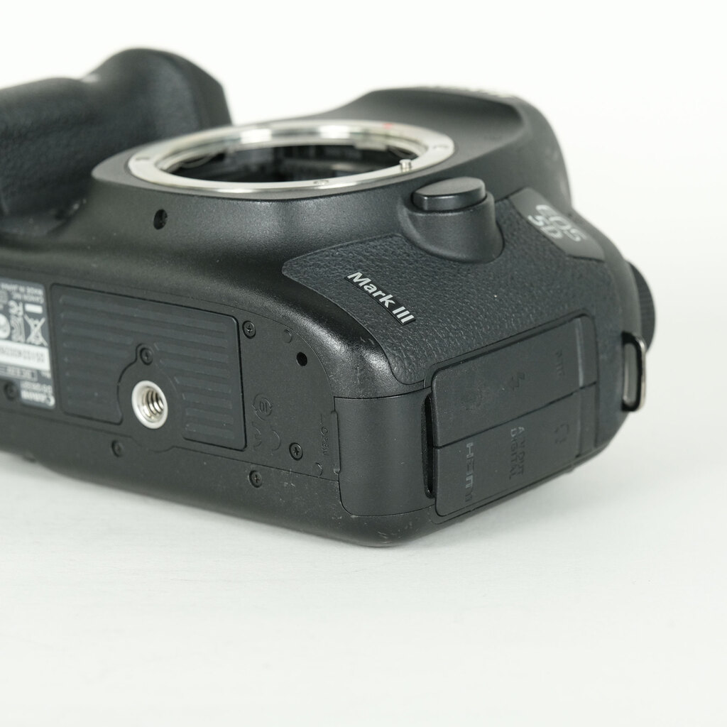 Canon EOS 5D Mark III