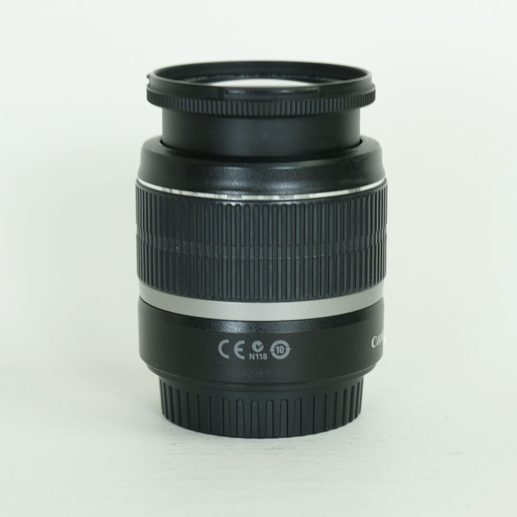 Canon EF-S18-55mm F3.5-5.6 IS