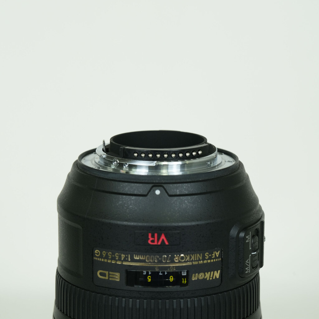 Nikon AF-S VR Zoom-Nikkor 70-300mm F4.5-5.6G IF-ED