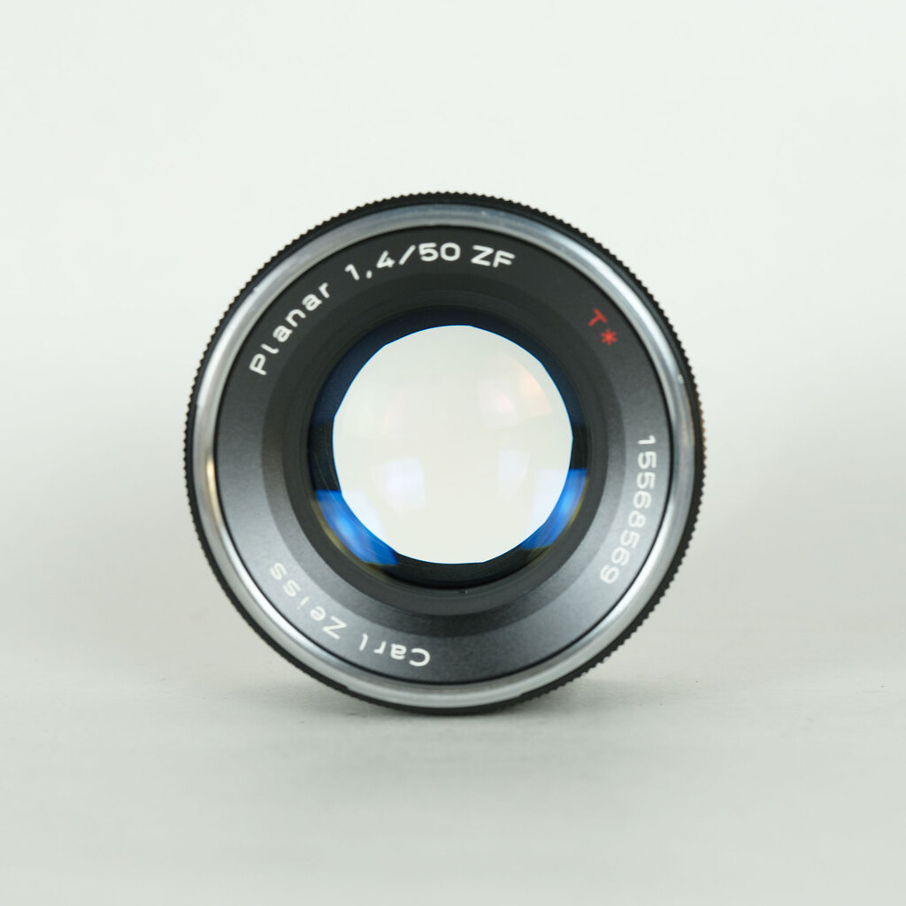 Carl Zeiss Planar T* 50mm F1.4 ZF [ニコンF用]