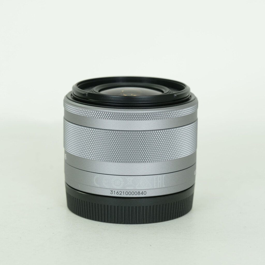 Canon EF-M15-45mm F3.5-6.3 IS STM