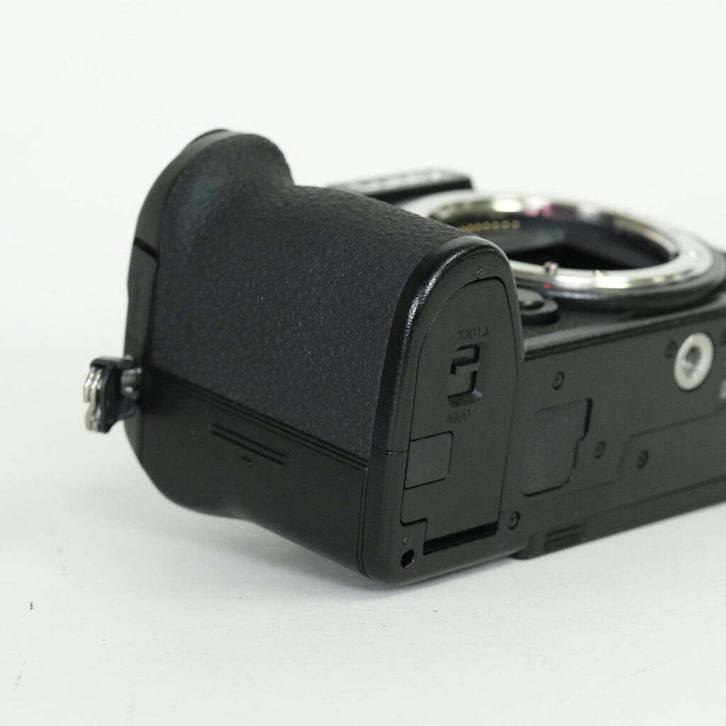 Panasonic LUMIX DC-S5 Panasonic LUMIX DC-S5